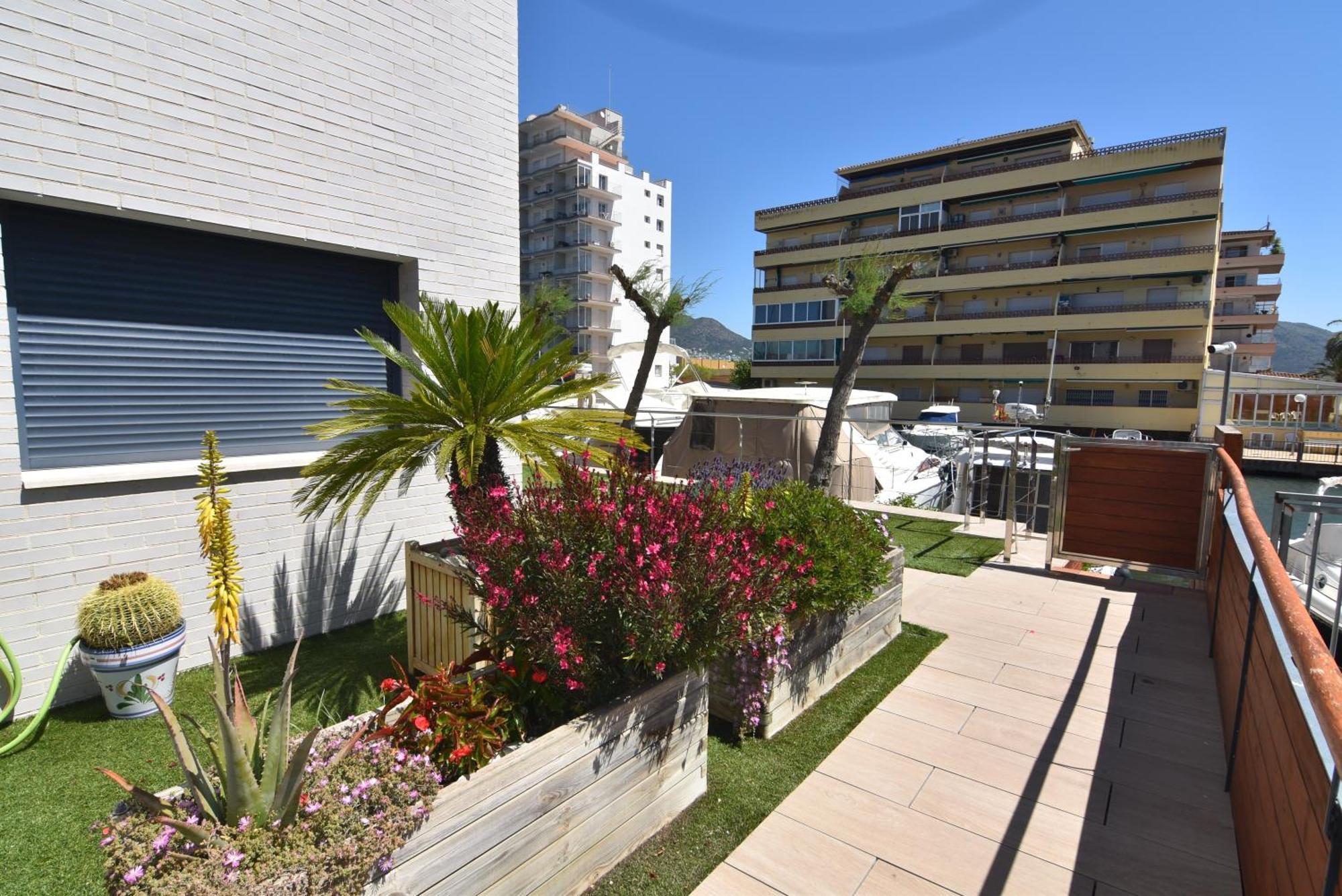 Rnet - Apartments Roses Port Trebol المظهر الخارجي الصورة