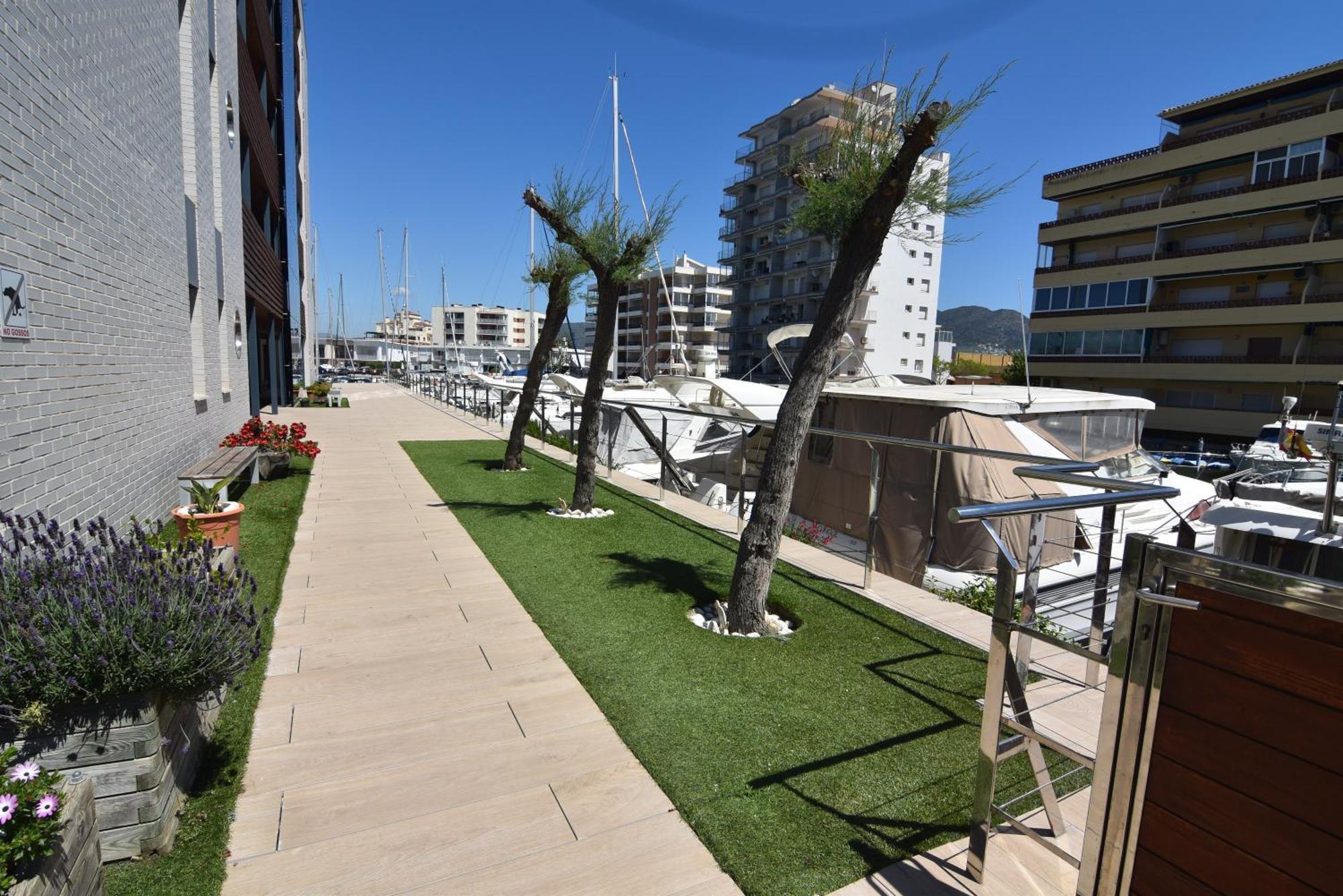 Rnet - Apartments Roses Port Trebol المظهر الخارجي الصورة